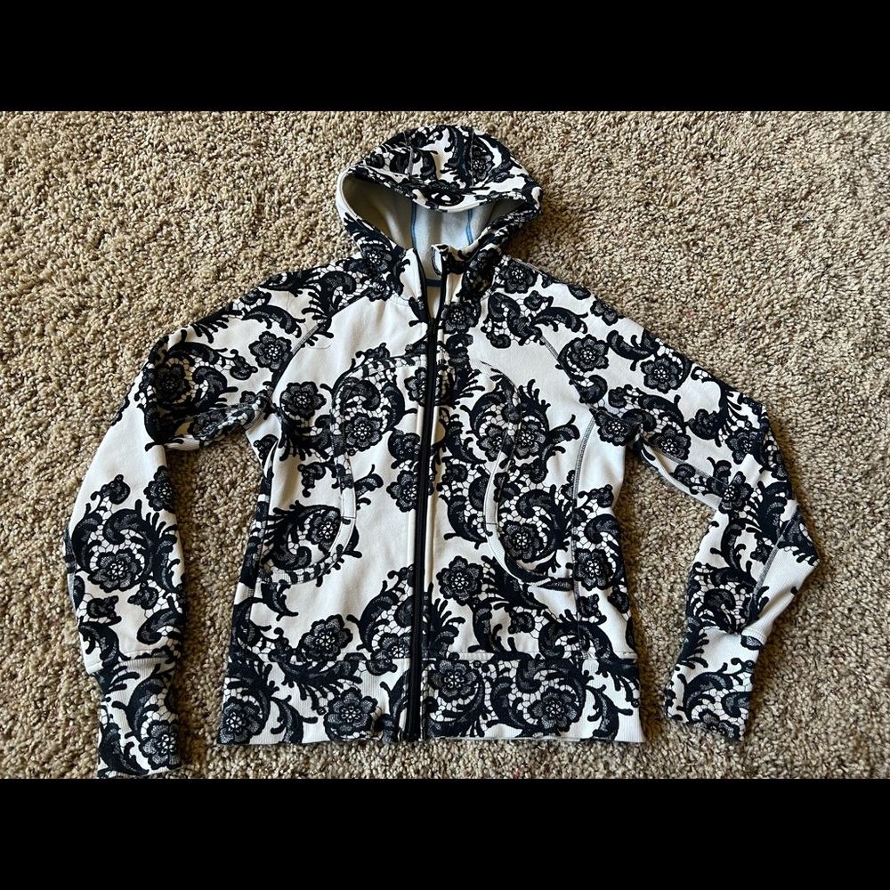 Womens Lululemon scuba hoodie size 10